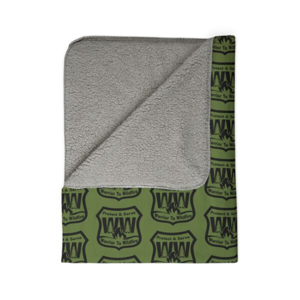Fleece Sherpa Blanket Military Green - Image 8